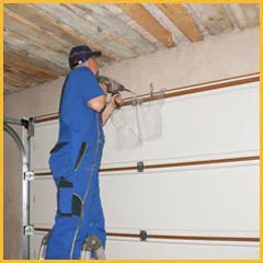 Community Garage Door Repair Service Santa Fe, TX 409-449-1099 - side-garage-door-repair-10-48m